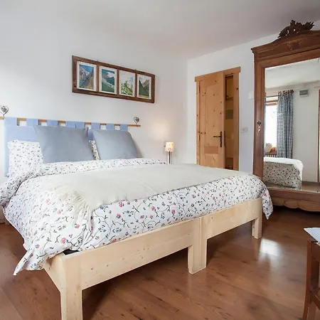 Отель Funivia Курмайор